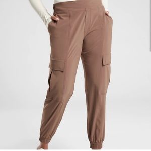 Athleta Chelsea Utility Jogger Dusty Rose Size 12